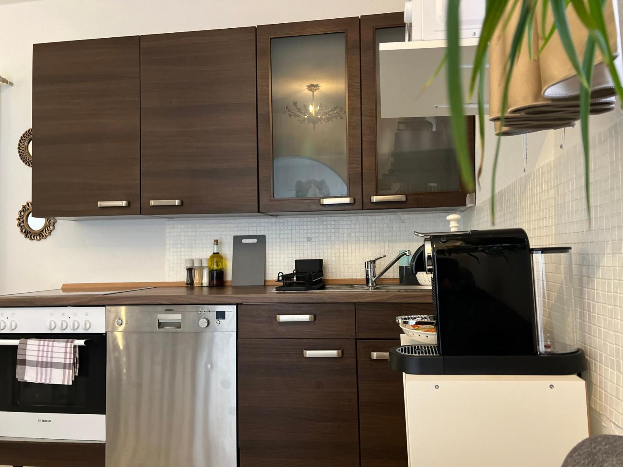 Hilde Apartments Rheinhausen Esterno foto