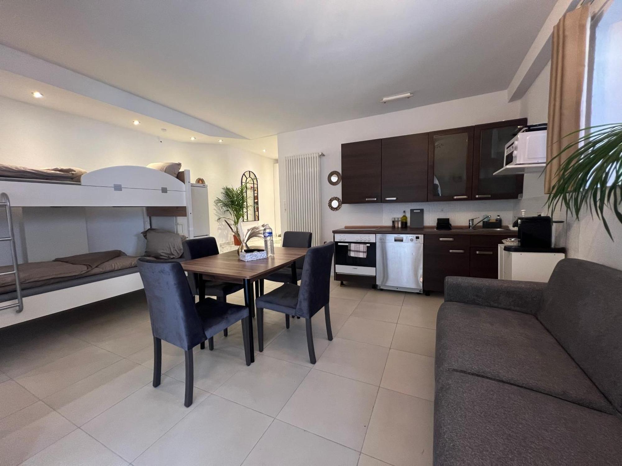 Hilde Apartments Rheinhausen Esterno foto